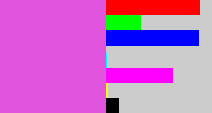 Hex color #e054de - pink purple